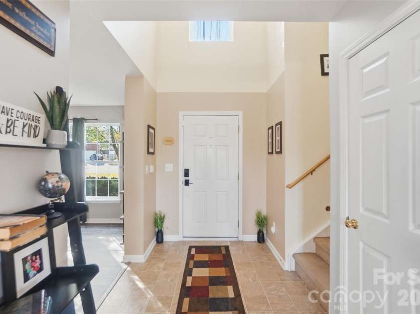111 Austin Run Court, Kannapolis, NC 28083.  MLS# CAR4360430, YatesRealty ID 21525. 