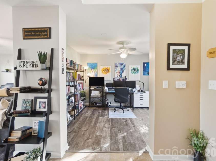 111 Austin Run Court, Kannapolis, NC 28083.  MLS# CAR4360430, YatesRealty ID 21525. 