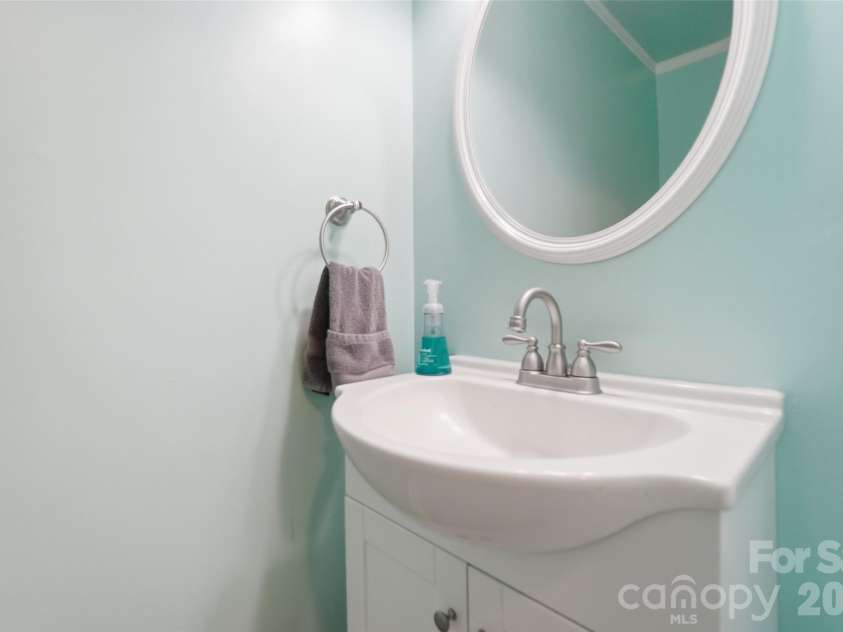 111 Austin Run Court, Kannapolis, NC 28083.  MLS# CAR4360430, YatesRealty ID 21525. 