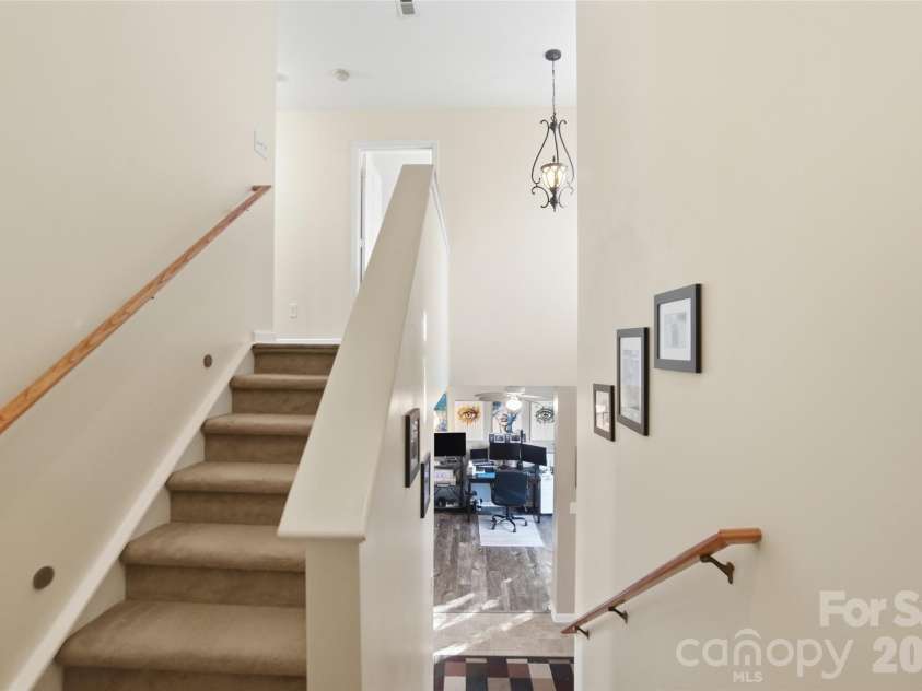 111 Austin Run Court, Kannapolis, NC 28083.  MLS# CAR4360430, YatesRealty ID 21525. 