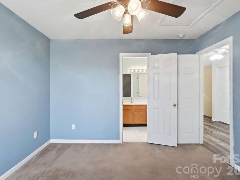 111 Austin Run Court, Kannapolis, NC 28083.  MLS# CAR4360430, YatesRealty ID 21525. 