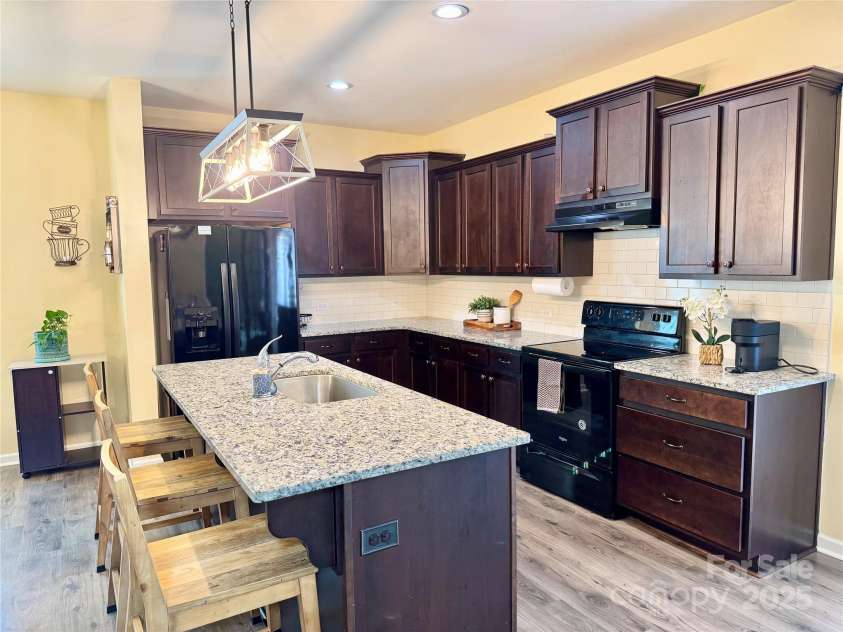 750 Fraternity Row, Kannapolis, NC 28081.  MLS# CAR4263835, YatesRealty ID 21525. 