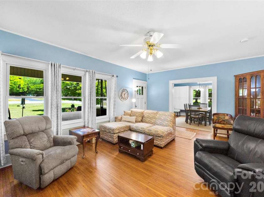 2030 South Point Road, Belmont, NC 28012.  MLS# CAR4374065, YatesRealty ID 21527. 
