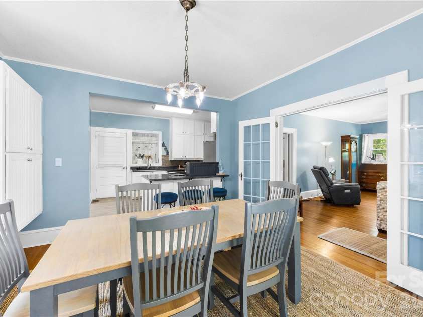 2030 South Point Road, Belmont, NC 28012.  MLS# CAR4374065, YatesRealty ID 21527. 