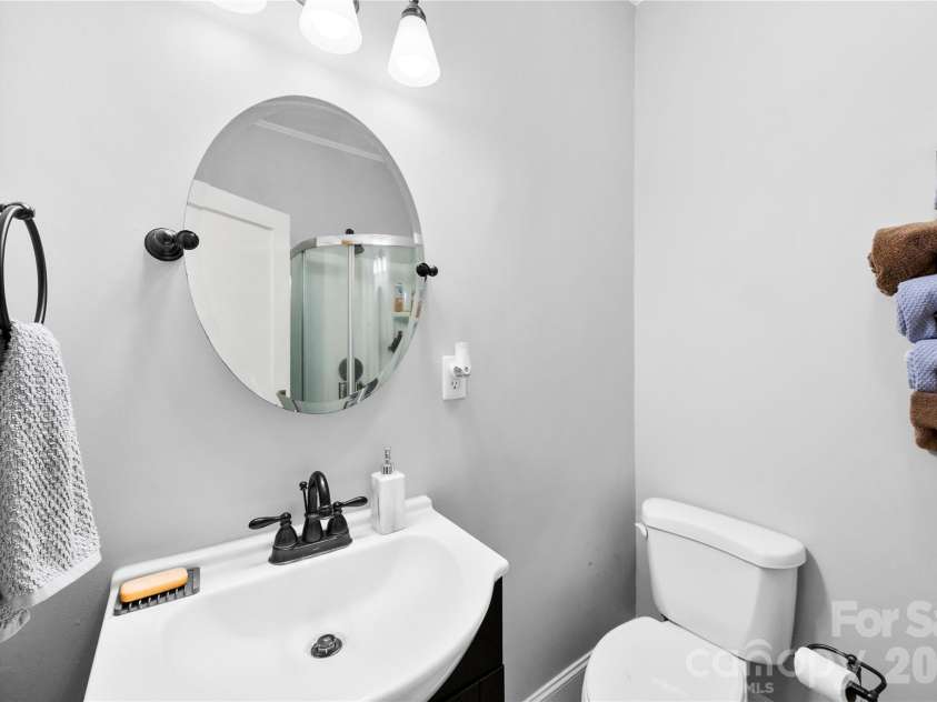 2030 South Point Road, Belmont, NC 28012.  MLS# CAR4374065, YatesRealty ID 21527. 