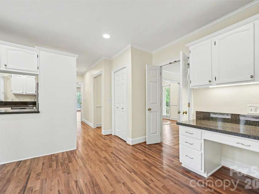 212 Rose Arbor Lane, Matthews, NC 28105.  MLS# CAR4374309, YatesRealty ID 21528. 