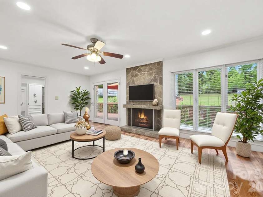 212 Rose Arbor Lane, Matthews, NC 28105.  MLS# CAR4374309, YatesRealty ID 21528. Virtually staged