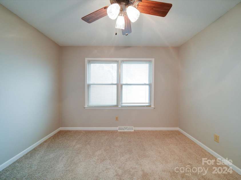 164 New York Avenue, Peachland, NC 28133.  MLS# CAR4197533, YatesRealty ID 2153. 