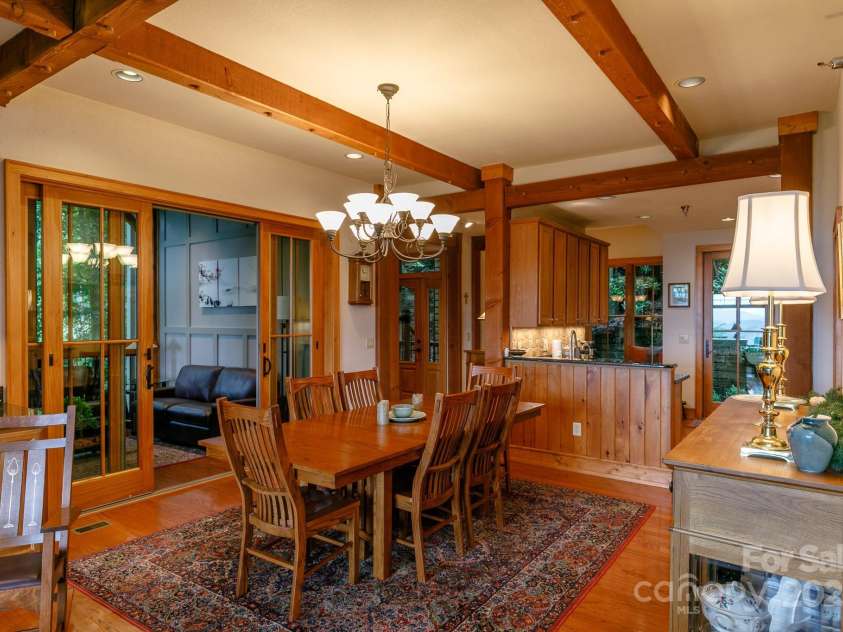 47 Creekside Way, Burnsville, NC 28714.  MLS# CAR4161071, YatesRealty ID 2153. 