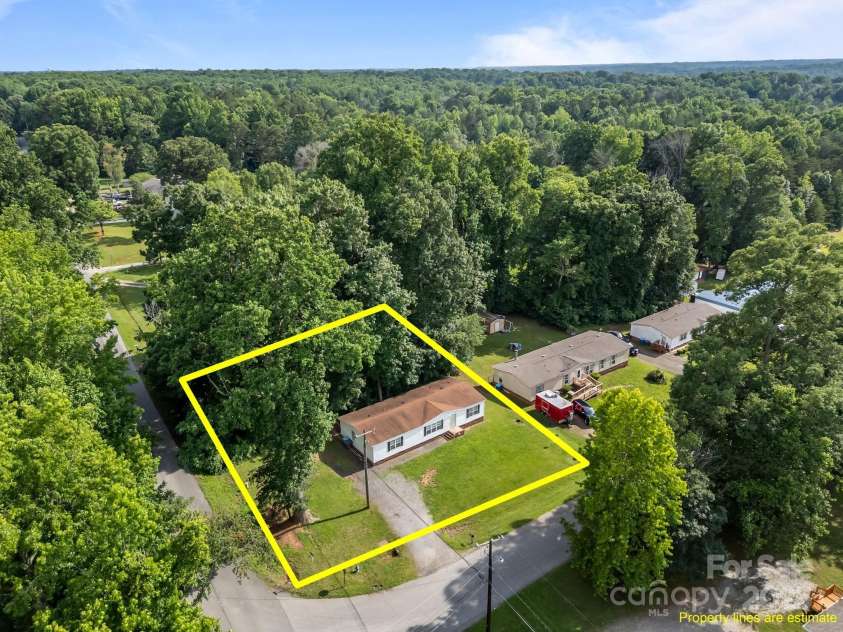 1011 Rachel Lane, Salisbury, NC 28147.  MLS# CAR4269437, YatesRealty ID 21530. 