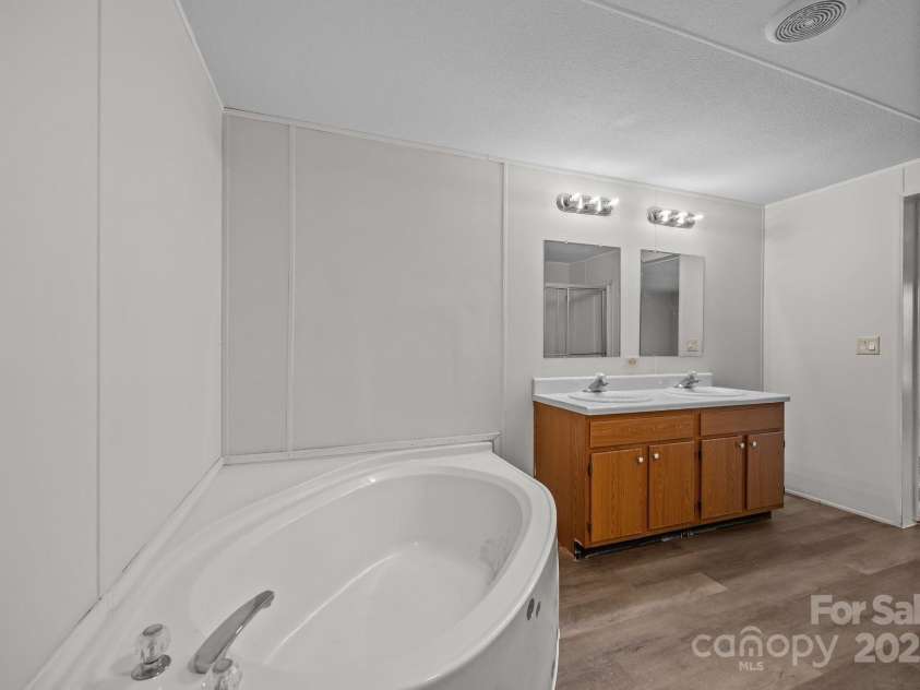 1011 Rachel Lane, Salisbury, NC 28147.  MLS# CAR4269437, YatesRealty ID 21530. 