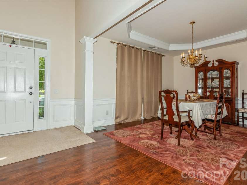18302 Victoria Bay Drive, Cornelius, NC 28031.  MLS# CAR4367441, YatesRealty ID 21531. 