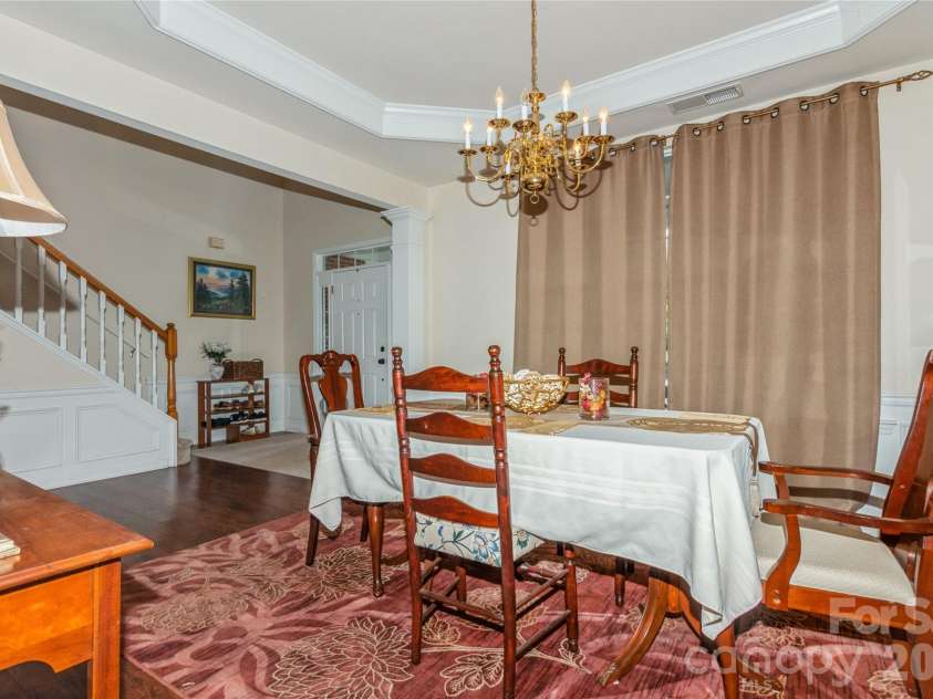 18302 Victoria Bay Drive, Cornelius, NC 28031.  MLS# CAR4367441, YatesRealty ID 21531. 