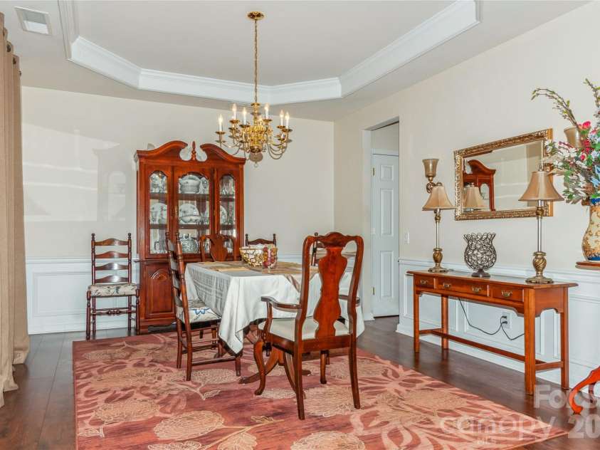 18302 Victoria Bay Drive, Cornelius, NC 28031.  MLS# CAR4367441, YatesRealty ID 21531. 