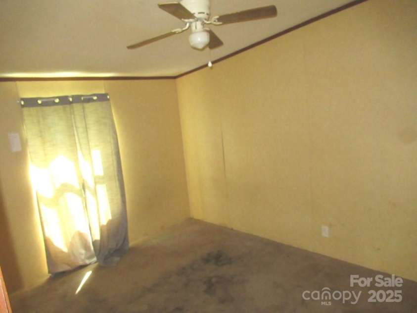 3942 Benny Shrum Lane, Maiden, NC 28650.  MLS# CAR4256481, YatesRealty ID 21532. 