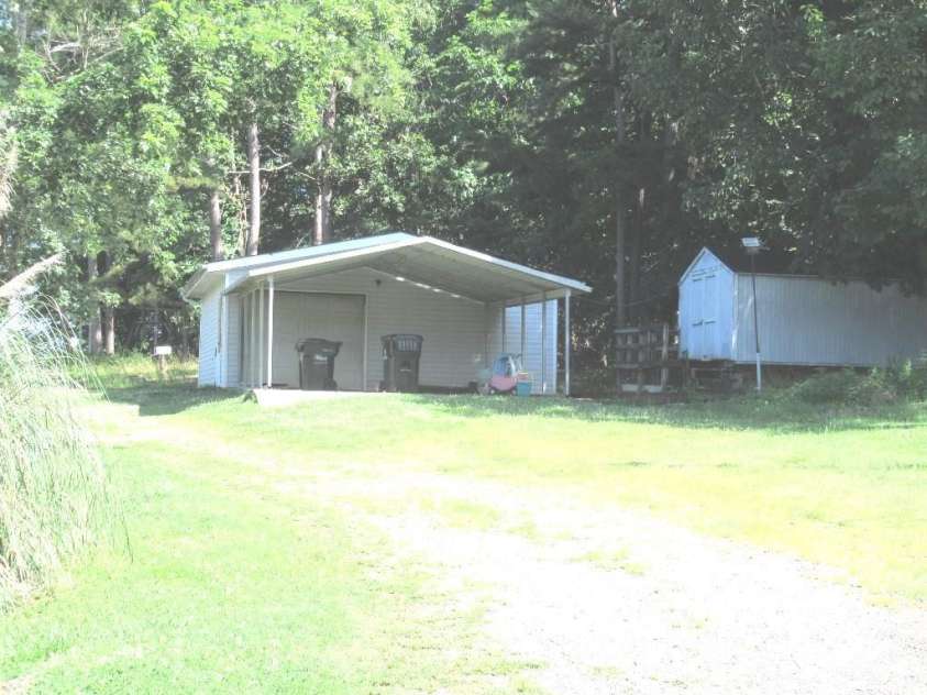 3942 Benny Shrum Lane, Maiden, NC 28650.  MLS# CAR4256481, YatesRealty ID 21532. 