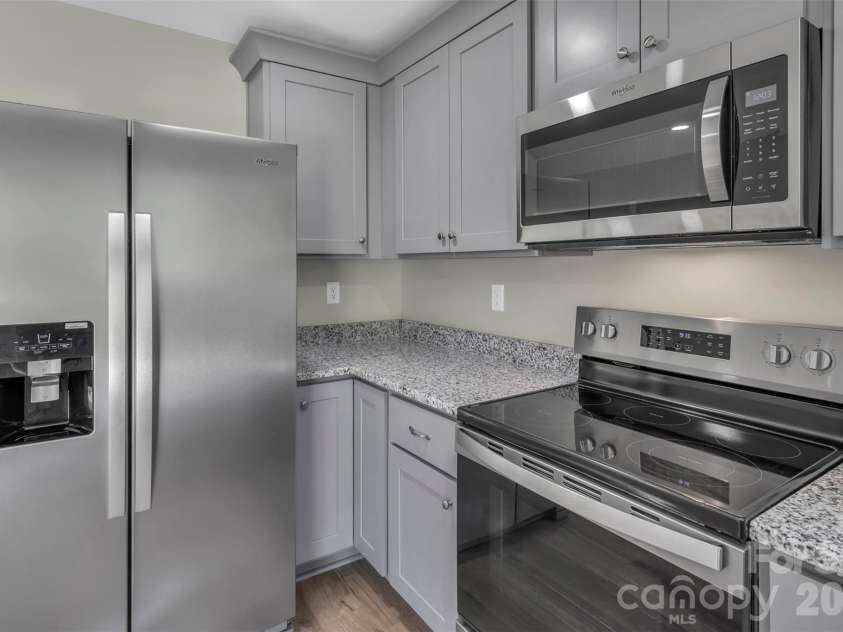 1210 Old Greenbriar Drive, Lancaster, SC 29720.  MLS# CAR4377067, YatesRealty ID 21533. 