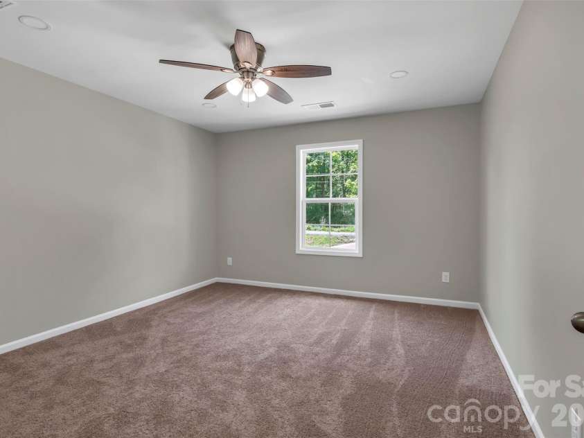 1210 Old Greenbriar Drive, Lancaster, SC 29720.  MLS# CAR4377067, YatesRealty ID 21533. 