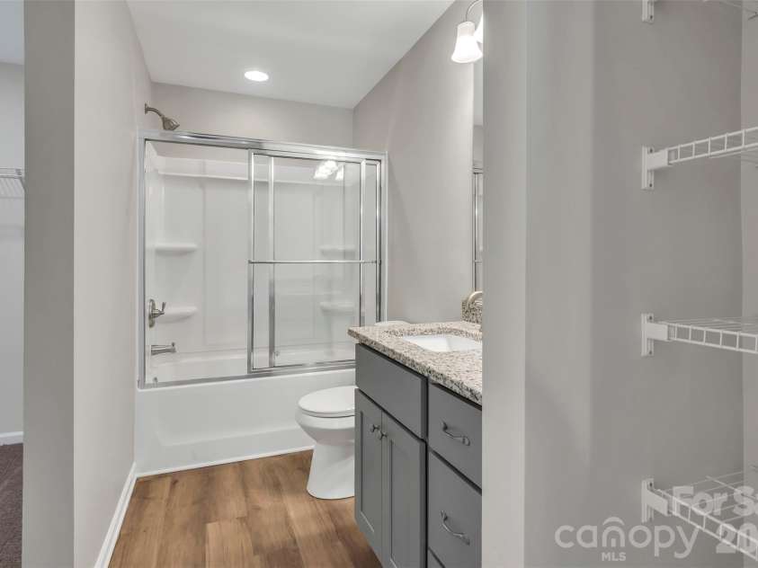 1210 Old Greenbriar Drive, Lancaster, SC 29720.  MLS# CAR4377067, YatesRealty ID 21533. 