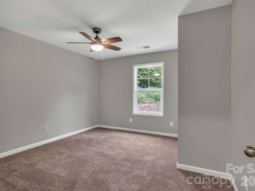 1210 Old Greenbriar Drive, Lancaster, SC 29720.  MLS# CAR4377067, YatesRealty ID 21533. 