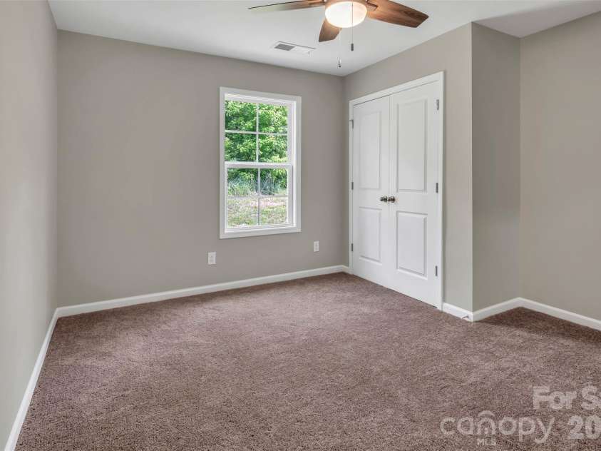 1210 Old Greenbriar Drive, Lancaster, SC 29720.  MLS# CAR4377067, YatesRealty ID 21533. 