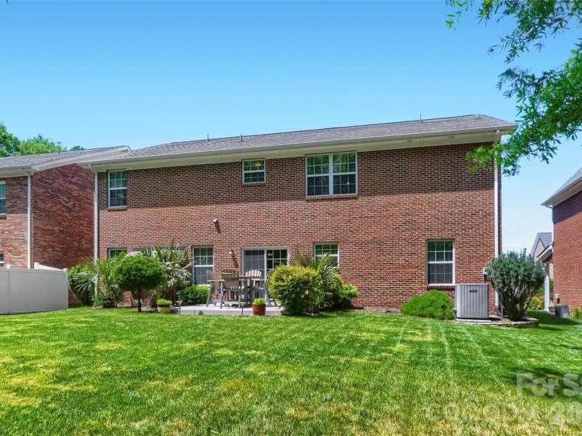 2834 Bivins Street, Davidson, NC 28036.  MLS# CAR4372824, YatesRealty ID 21534. 