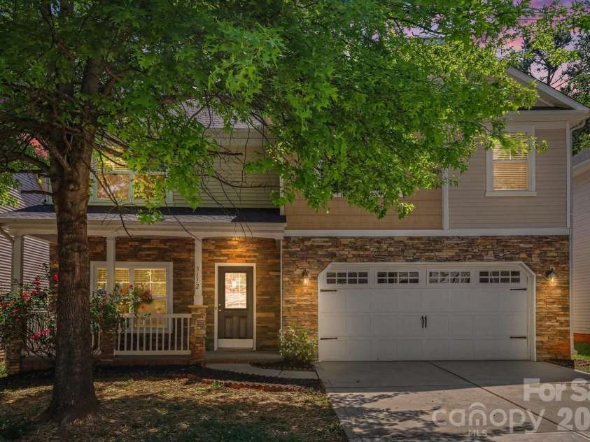 5112 Stone Park Drive, Charlotte, NC 28269.  MLS# CAR4373431, YatesRealty ID 21535. 