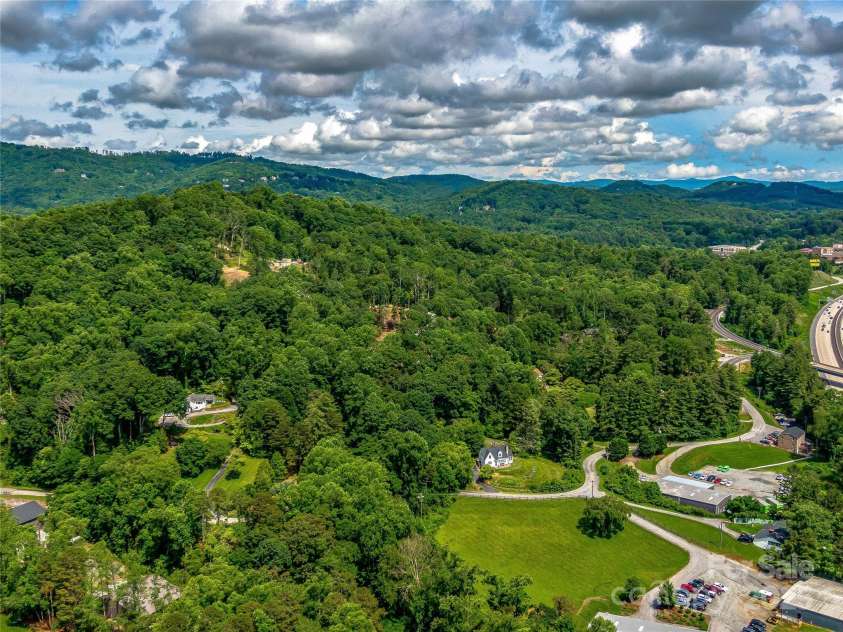 170 Twin Springs Road, Hendersonville, NC 28792.  MLS# CAR4273179, YatesRealty ID 21536. 