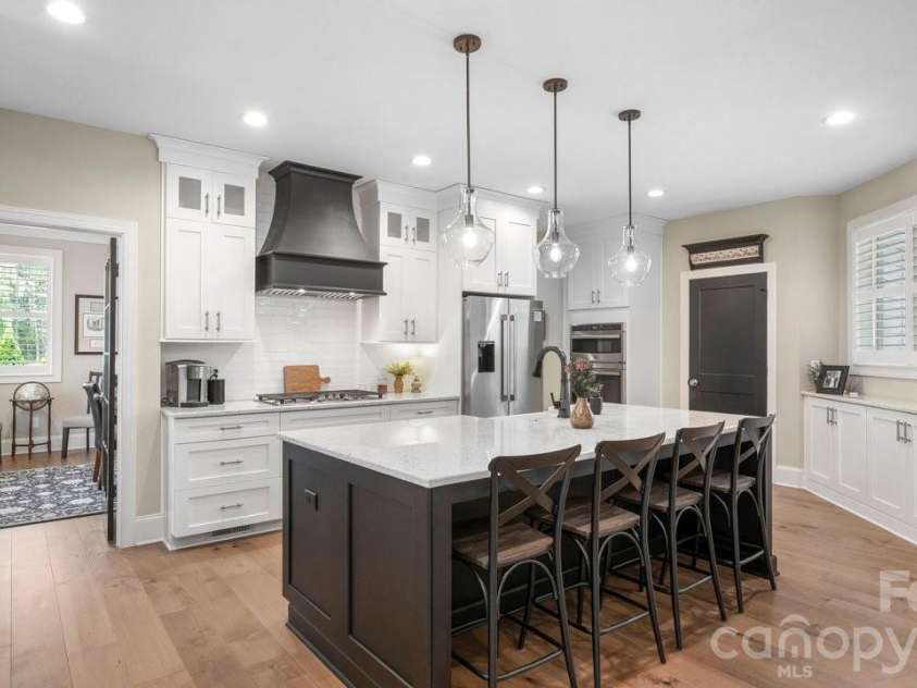 144 Mcneil Lane, Mooresville, NC 28117.  MLS# CAR4366466, YatesRealty ID 21538. 