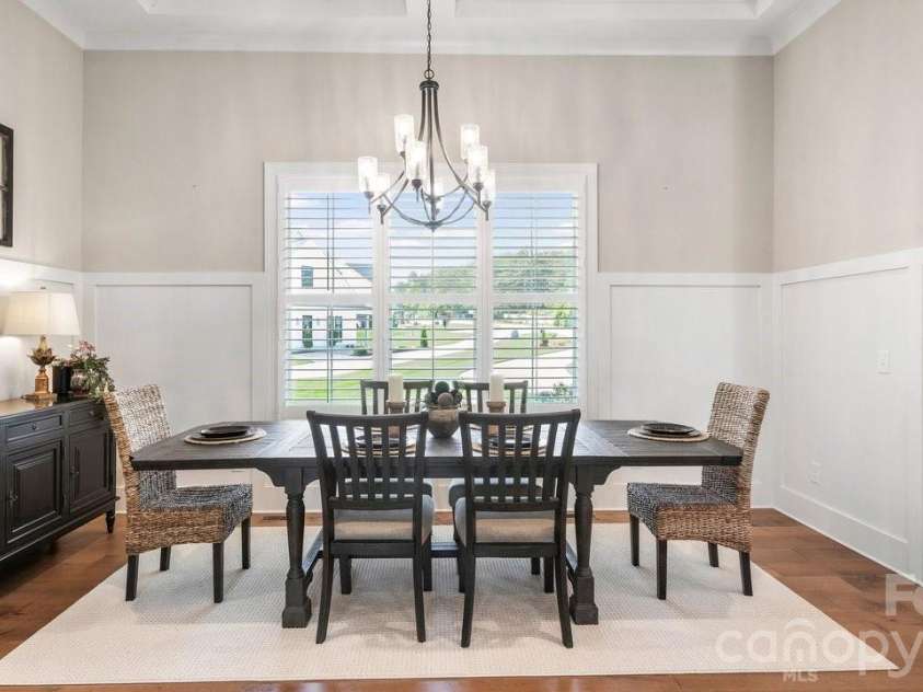 144 Mcneil Lane, Mooresville, NC 28117.  MLS# CAR4366466, YatesRealty ID 21538. Breakfast/ dining area