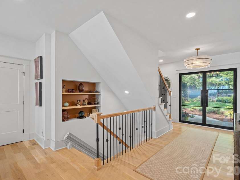 20931 Island Forest Drive, Cornelius, NC 28031.  MLS# CAR4369971, YatesRealty ID 21539. 