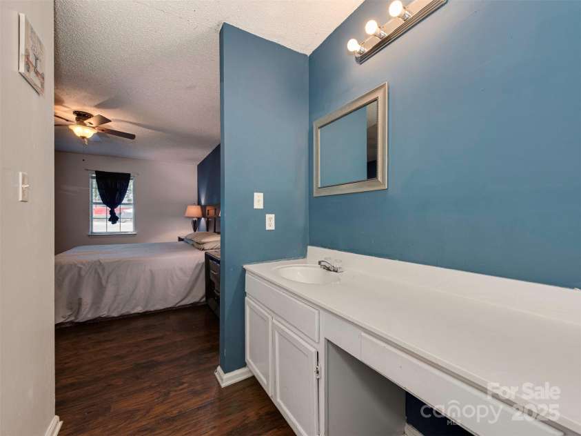 7015 Ware Road, Charlotte, NC 28212.  MLS# CAR4270601, YatesRealty ID 21539. 