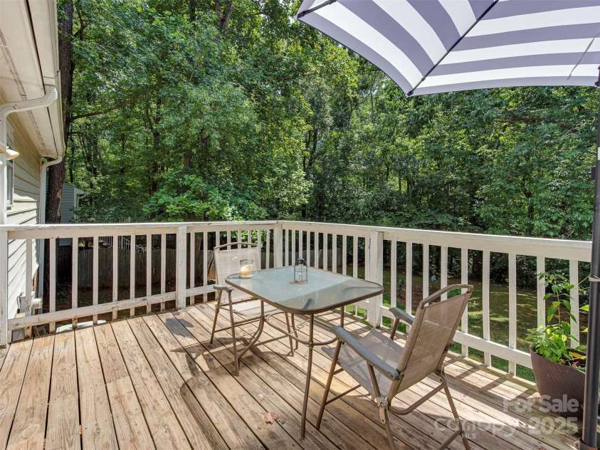 7015 Ware Road, Charlotte, NC 28212.  MLS# CAR4270601, YatesRealty ID 21539. 