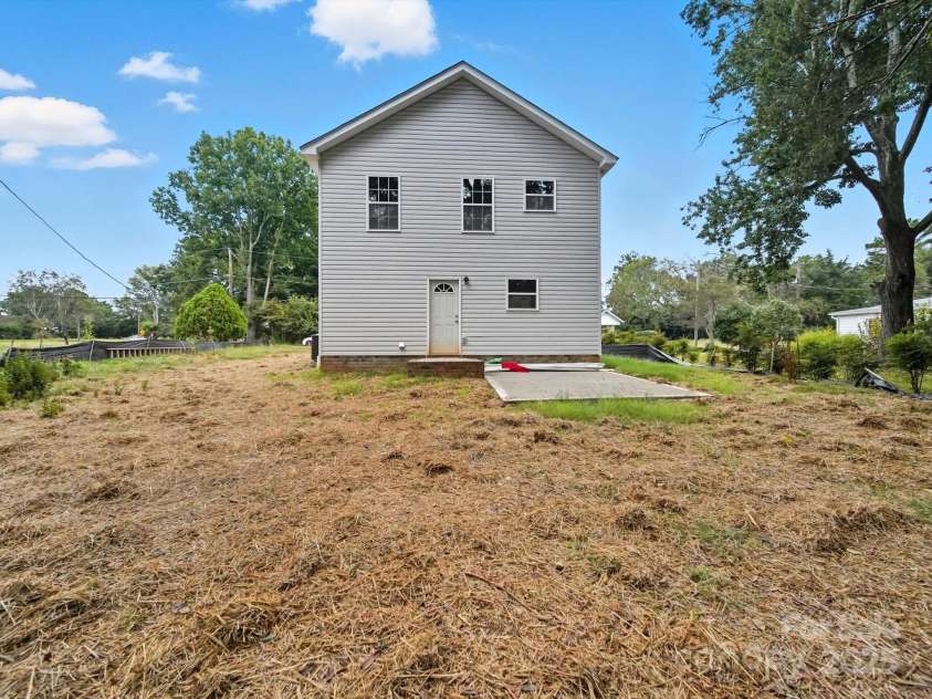 1118 Sanders Street, Rock Hill, SC 29732.  MLS# CAR4330022, YatesRealty ID 2154. 