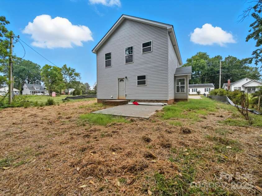1118 Sanders Street, Rock Hill, SC 29732.  MLS# CAR4330022, YatesRealty ID 2154. 