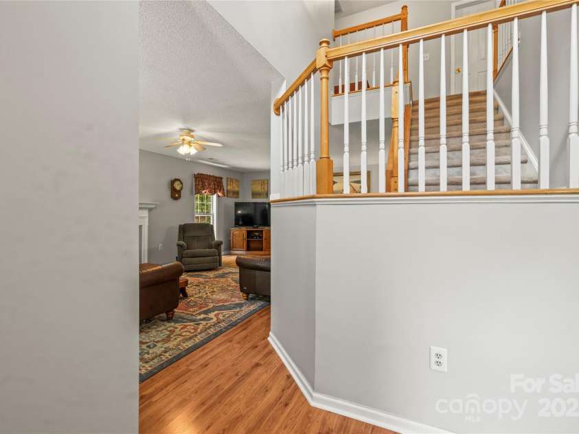 171 Highland Woods Court, Denver, NC 28037.  MLS# CAR4271450, YatesRealty ID 21540. 