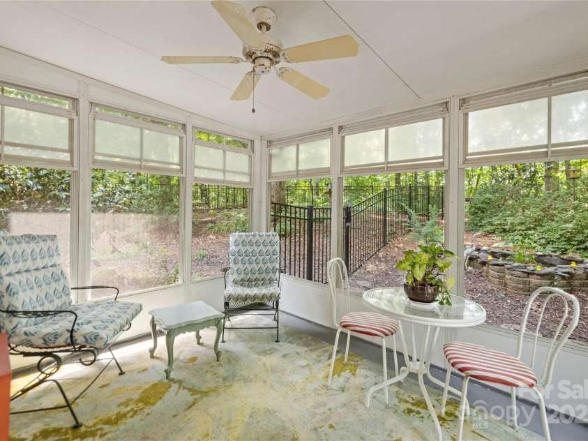 171 Highland Woods Court, Denver, NC 28037.  MLS# CAR4271450, YatesRealty ID 21540. 