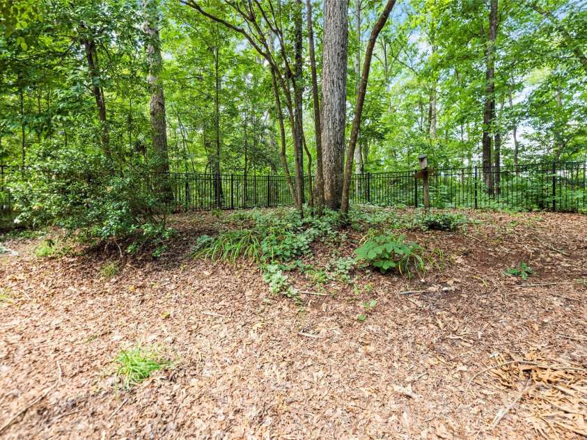 171 Highland Woods Court, Denver, NC 28037.  MLS# CAR4271450, YatesRealty ID 21540. 