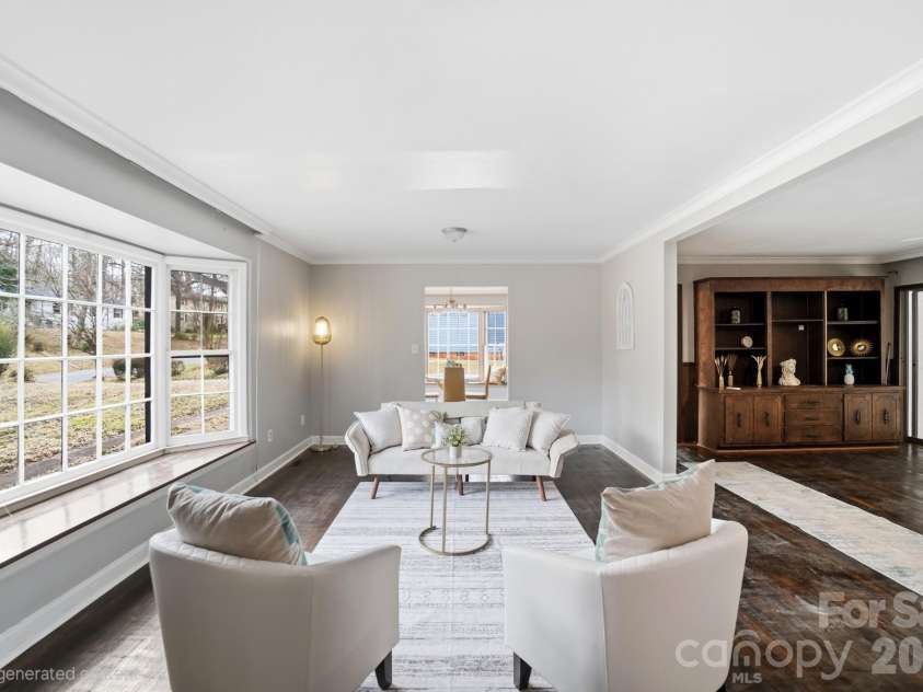 6803 Pencade Lane, Charlotte, NC 28215.  MLS# CAR4349519, YatesRealty ID 21542. 