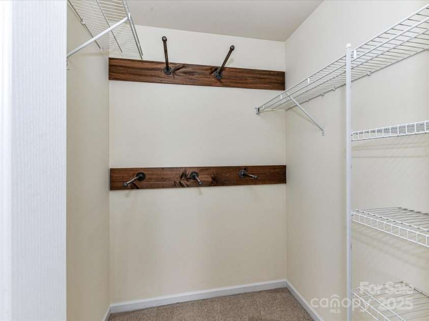 1016 Yellow Daisy Drive, Matthews, NC 28104.  MLS# CAR4268093, YatesRealty ID 21543. 