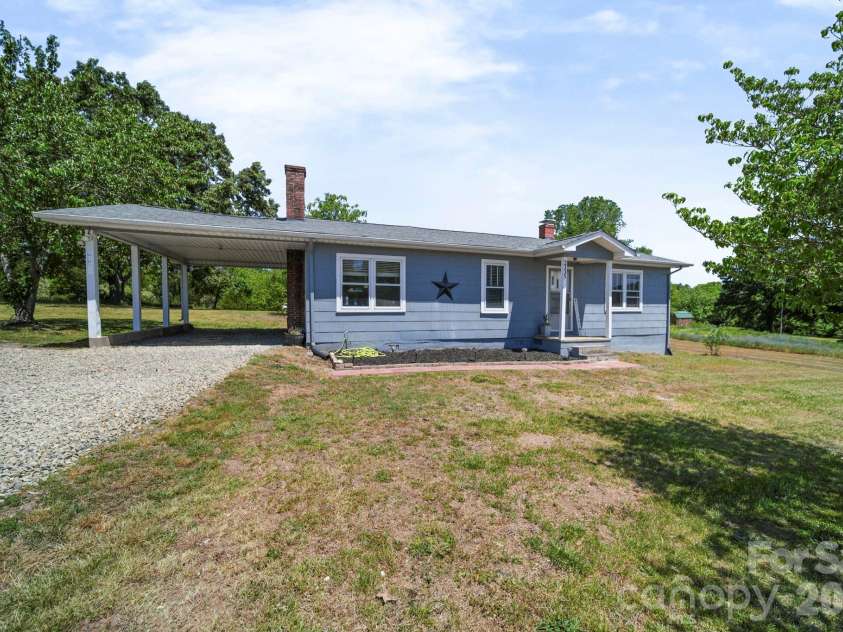 2335 Main Street, Albemarle, NC 28001.  MLS# CAR4375840, YatesRealty ID 21543. 