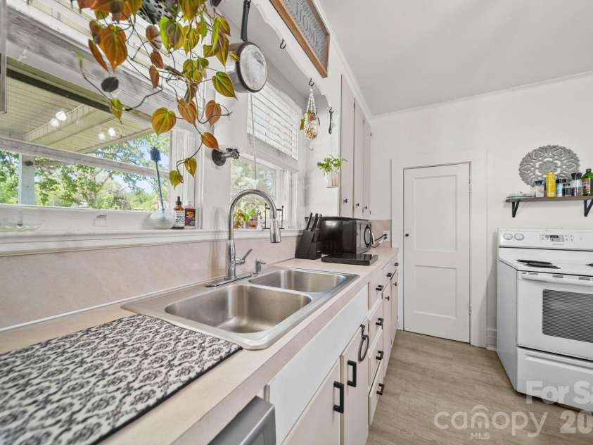 2335 Main Street, Albemarle, NC 28001.  MLS# CAR4375840, YatesRealty ID 21543. 