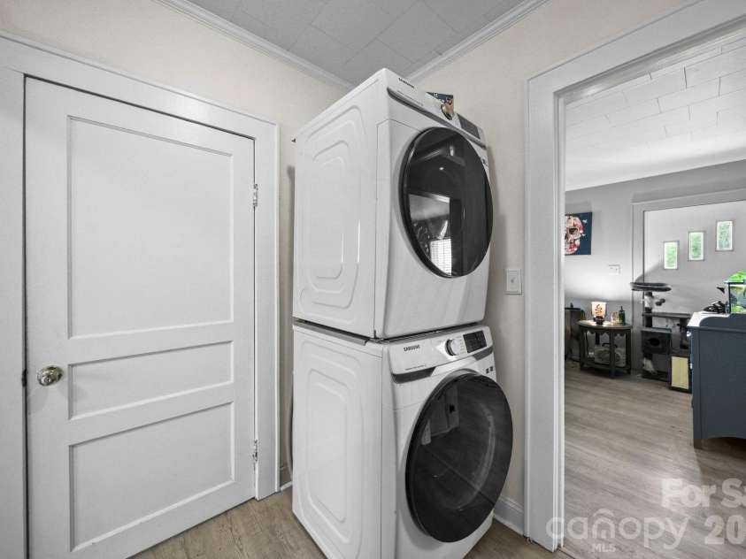 2335 Main Street, Albemarle, NC 28001.  MLS# CAR4375840, YatesRealty ID 21543. 