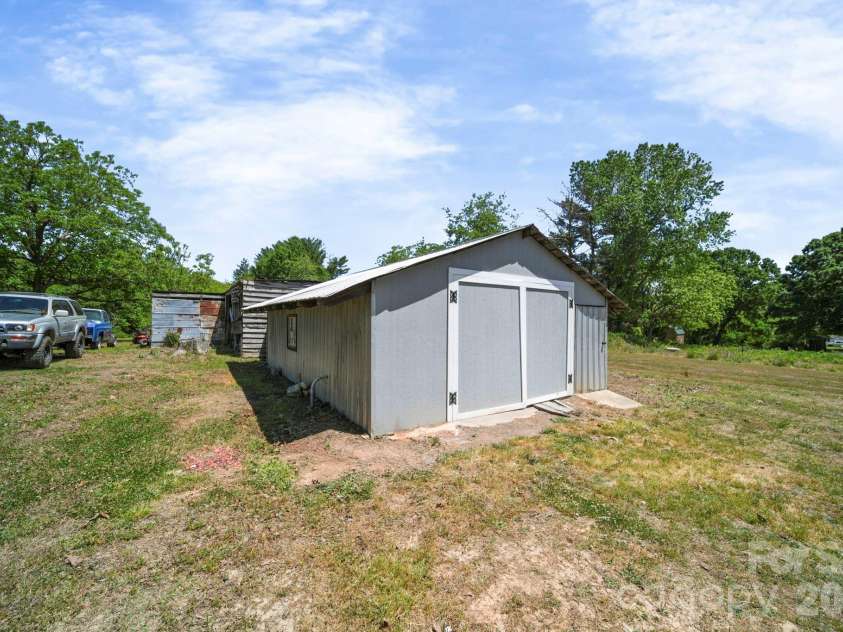 2335 Main Street, Albemarle, NC 28001.  MLS# CAR4375840, YatesRealty ID 21543. 