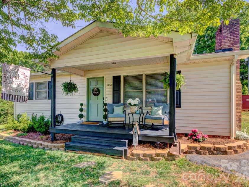 2006 Modern Estates Road, Lincolnton, NC 28092.  MLS# CAR4379964, YatesRealty ID 21544. 