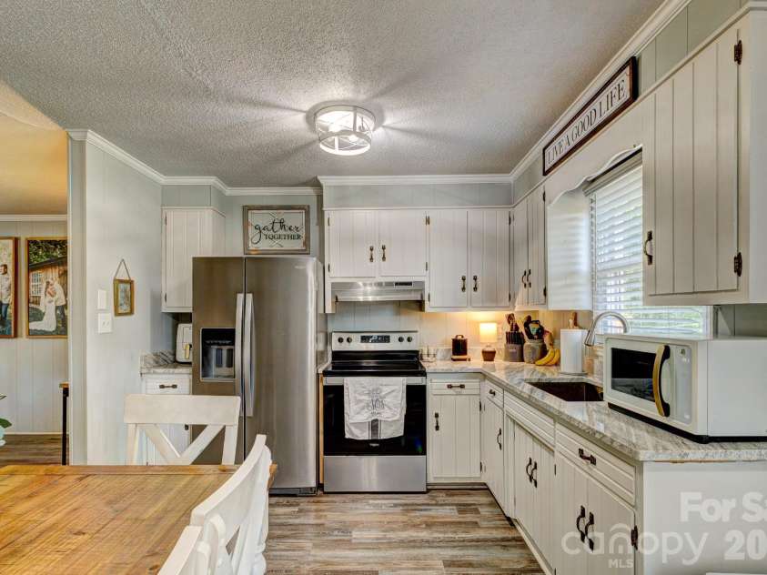 2006 Modern Estates Road, Lincolnton, NC 28092.  MLS# CAR4379964, YatesRealty ID 21544. 