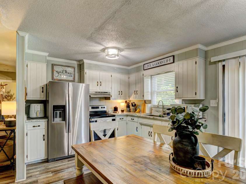 2006 Modern Estates Road, Lincolnton, NC 28092.  MLS# CAR4379964, YatesRealty ID 21544. 