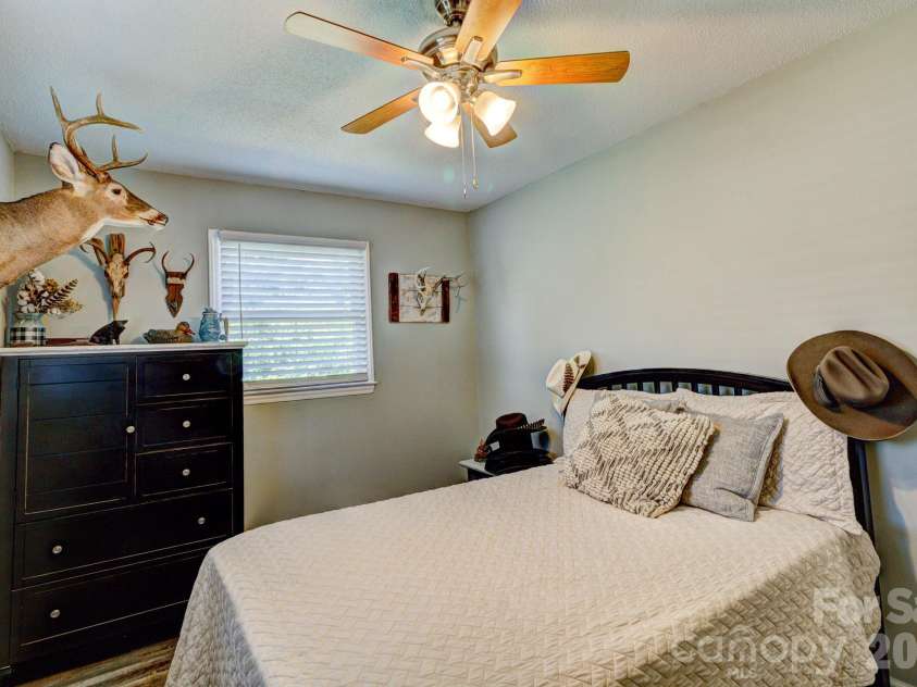 2006 Modern Estates Road, Lincolnton, NC 28092.  MLS# CAR4379964, YatesRealty ID 21544. 