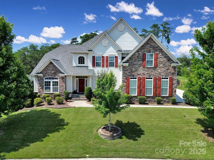 510 Placid Court, Tega Cay, SC 29708.  MLS# CAR4270194, YatesRealty ID 21544. 