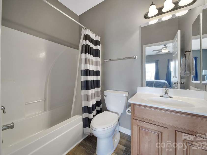 510 Placid Court, Tega Cay, SC 29708.  MLS# CAR4270194, YatesRealty ID 21544. 